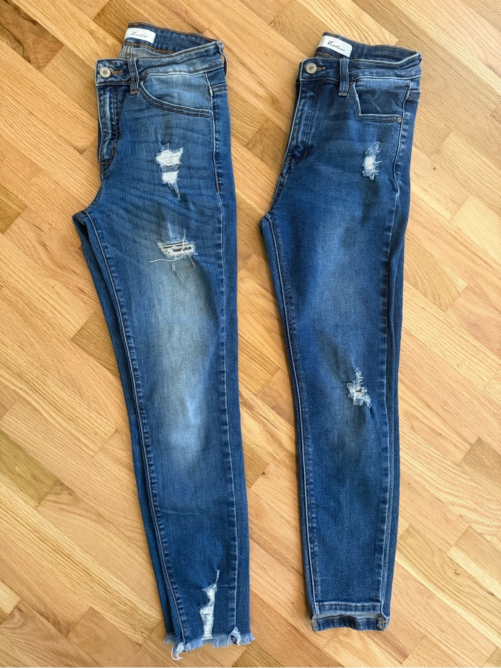 Women’s 2 Pair Bundle KanCan Distressed Blue Jeans - Size 26